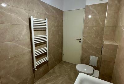 Apartament cu 2 camere decomandat în Tractorul - 9