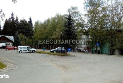 Casă cu 5 camere cu Teren 250 Mp în Central - 1
