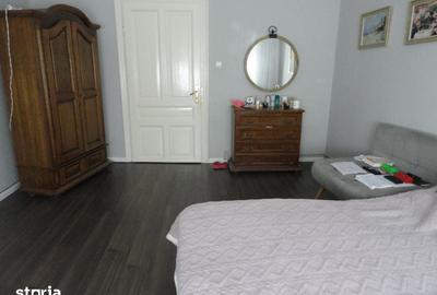 Casă cu 4 camere cu Teren 313 Mp în Central - 8