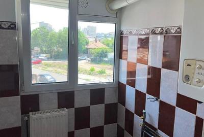 Garsonieră decomandată în Drumul Taberei