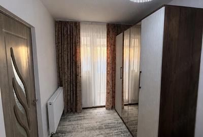 Apartament cu 2 camere semidecomandat în Teilor