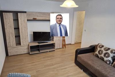 Apartament cu 3 camere semidecomandat în Micro III