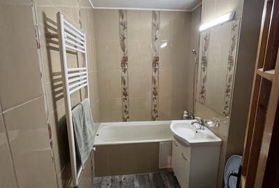 Apartament cu 3 camere decomandat în Obcini - 1