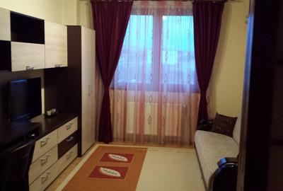 Apartament cu 2 camere semidecomandat în Oncea