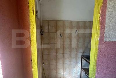 Apartament cu 4 camere semidecomandat în Micro 5 - 1