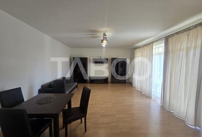 Apartament cu 3 camere decomandat, mobilat în Ștrand