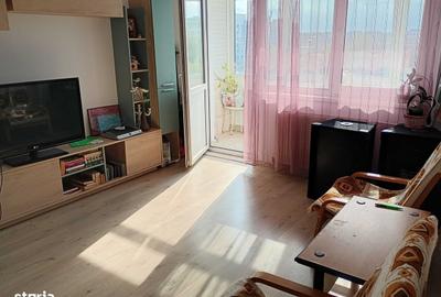 Apartament cu 2 camere semidecomandat în Tineretului