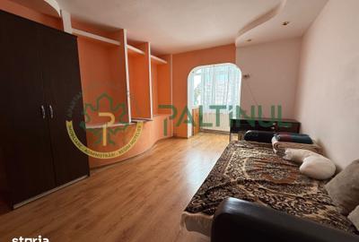 Apartament cu 2 camere semidecomandat în Vasile Aaron