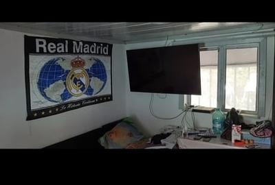 Casă cu 3 camere cu Teren 1100 Mp în Central - 2