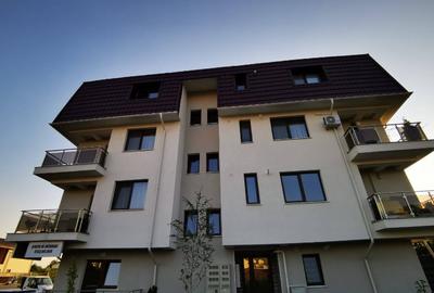 Apartament cu 2 camere semidecomandat, mobilat în Central