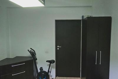 Apartament cu 3 camere semidecomandat în Roșu - 3