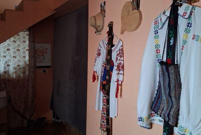 Casă cu 5 camere cu Teren 550 Mp în Săndulești - 3