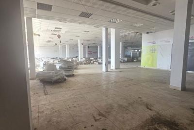 Spațiu comercial, de 3,137 mp, în Militari - 2