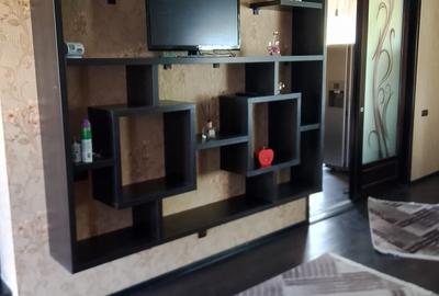 Casă individuală cu 4 camere cu Garaj în Central - 3