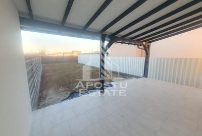 Duplex cu 4 camere cu Canalizare în Remetea Mare - 16