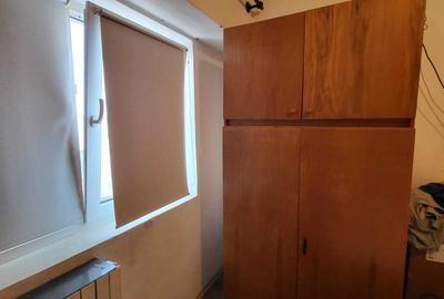 Apartament cu 4 camere decomandat în Central - 1