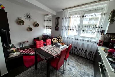 Apartament cu 2 camere semidecomandat, mobilat în Iris