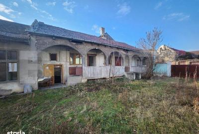 Casă cu 3 camere în Central