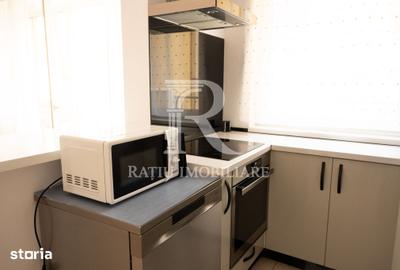 Apartament cu 3 camere decomandat în Iosia