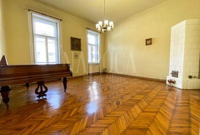 Apartament cu 3 camere în Central - 1