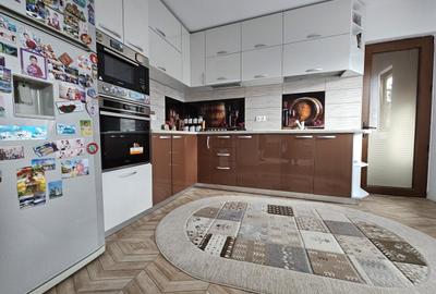 Casă cu Teren 200 Mp în Theodor Pallady - 15