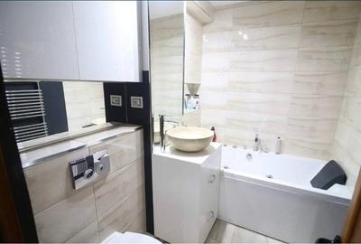 Apartament cu 2 camere decomandat în Central - 1