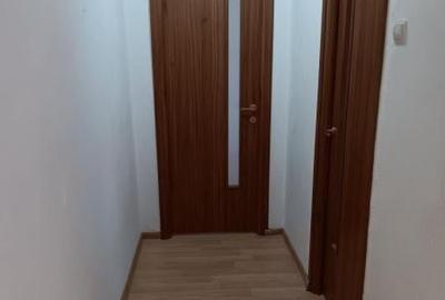 Apartament cu 3 camere semidecomandat în Km 4-5 - 3