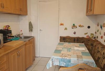 Apartament cu 2 camere decomandat în Calea Dumbrăvii