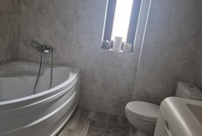 Apartament cu 4 camere în Central - 3