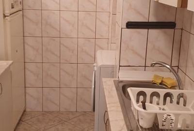 Apartament cu 3 camere decomandat în Tineretului - 1