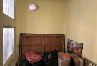Casă cu 2 camere cu Teren 34 Mp în Domenii