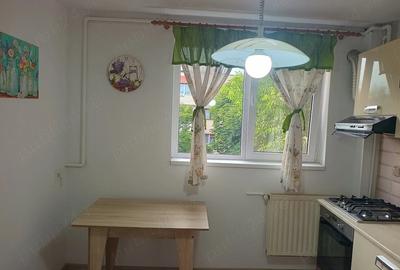 Apartament cu 4 camere semidecomandat în Central - 7