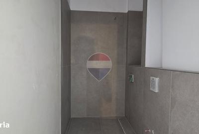 Spațiu comercial, de 34 mp, în Republicii