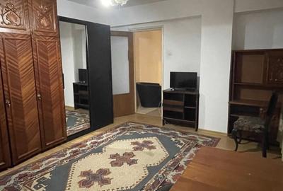 Garsonieră decomandată în Obor