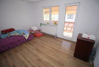 Casă cu 7 camere cu Teren 386 Mp în Platoul Izvor - 6
