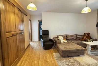 Apartament cu 3 camere semidecomandat în Florești - 3