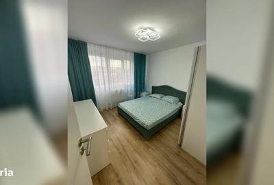 Apartament cu 2 camere decomandat în Eroii Revoluției