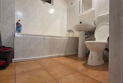Apartament cu 4 camere decomandat în E3 - 13