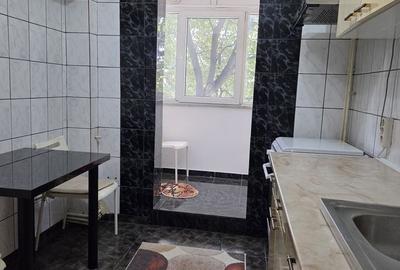 Apartament cu 2 camere decomandat în Dorobanți