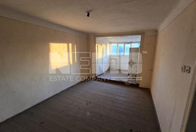 Casă individuală cu 6 camere cu Canalizare în Central - 2