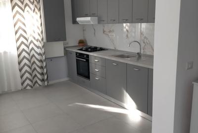 Apartament cu 3 camere în Valea Adâncă