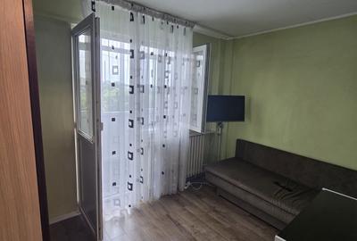 Apartament cu 2 camere semidecomandat în Berceni - 2