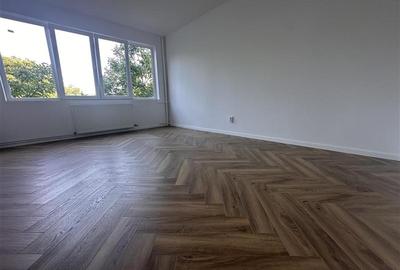 Apartament cu 2 camere decomandat în Circumvalațiunii - 4