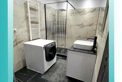 Apartament cu 3 camere decomandat în Ștefan cel Mare