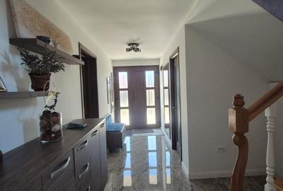 Casă cu 3 camere în Șcheia - 7