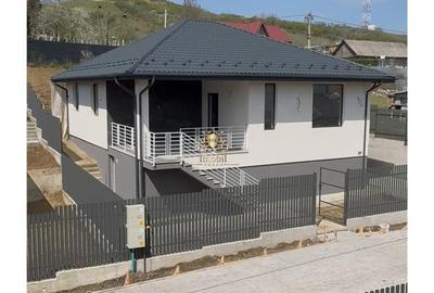 Casă cu 4 camere în Tomești - 1