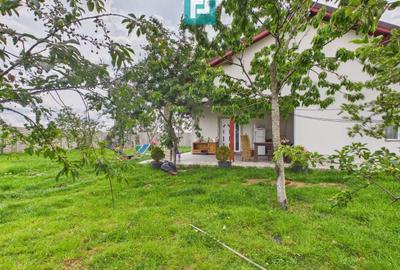 Casă individuală cu 3 camere cu Canalizare în Leș - 3