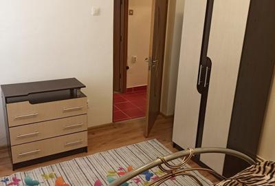 Apartament cu 2 camere decomandat în Berceni - 2