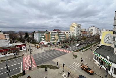 Apartament cu 2 camere decomandat, mobilat în Republicii - 11