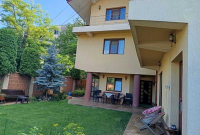 Apartament cu 2 camere în Central - 3